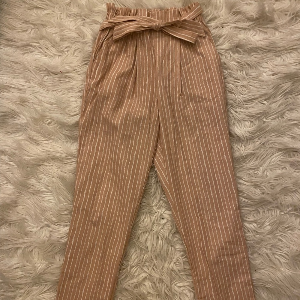 NWT Striped paper bag pants boutique - Picture 2 of 3